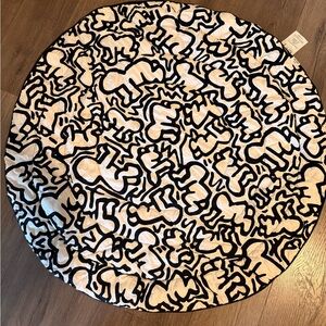 Etta Loves x Keith Haring reversible Tummy Time Mat